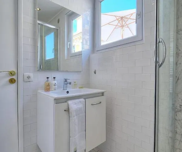 Upstays Banane Terrace 30M2 Studio