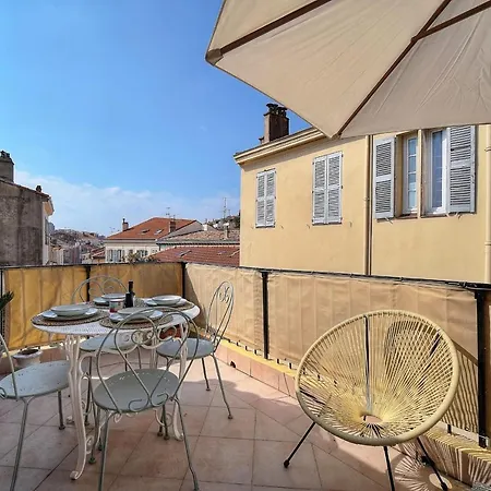 Appartement Upstays Banane Terrace 30m2 *